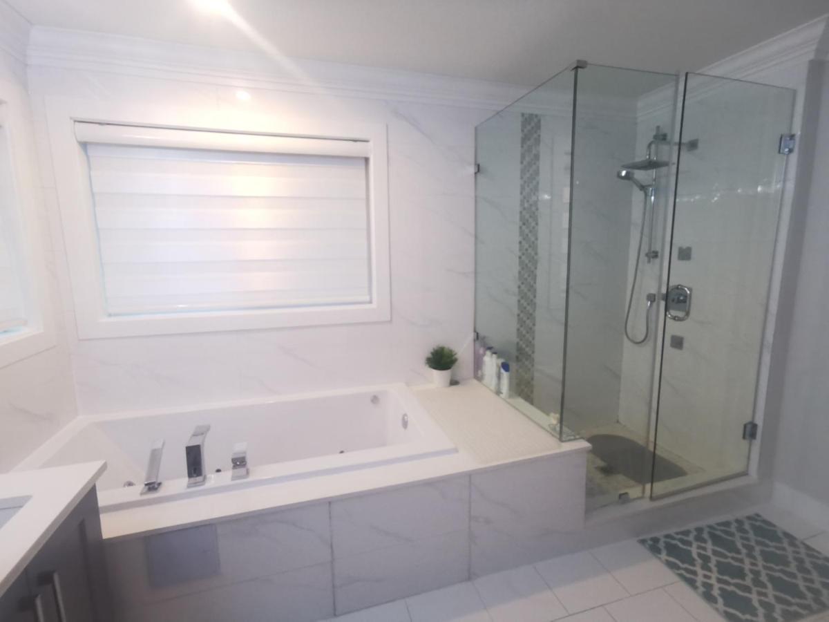 5-Star Luxury And Comfortable Home نيو وستمنستر المظهر الخارجي الصورة